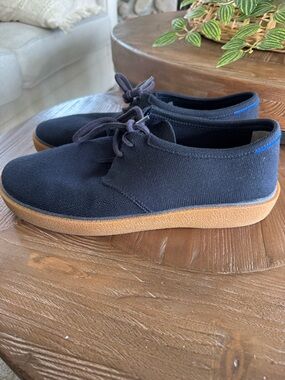 Rothy’s Men's Casual Navy Knit Lace-Up Shoes with Gum Sole Sz 11.5